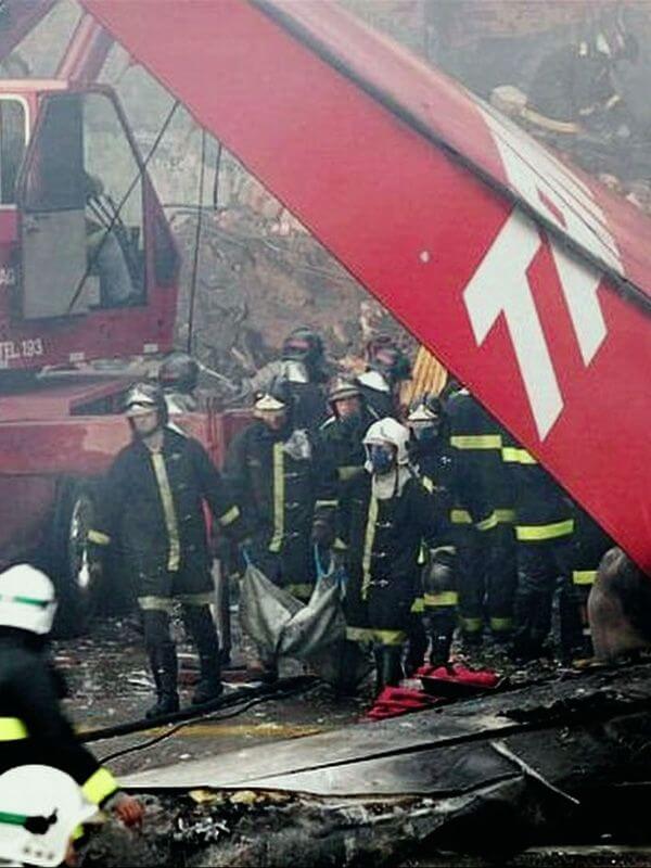 Affiche de la série Vol 3054 : Une tragédie annoncée (2025) de Affiche de la série Vol 3054 : Une tragédie annoncée (2025) de . Voir Vol 3054 : Une tragédie annoncée en streaming / torrent sur meilleurs-films.fr