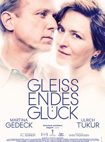 Affiche du film Volupté singulière (2016) de Sven Taddicken. Voir Volupté singulière en streaming / torrent sur meilleurs-films.fr