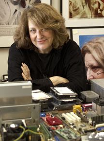 Affiche du film !Women Art Revolution – A Secret History (2010) de Lynn Hershman-Leeson. Voir !Women Art Revolution – A Secret History en streaming / torrent sur meilleurs-films.fr